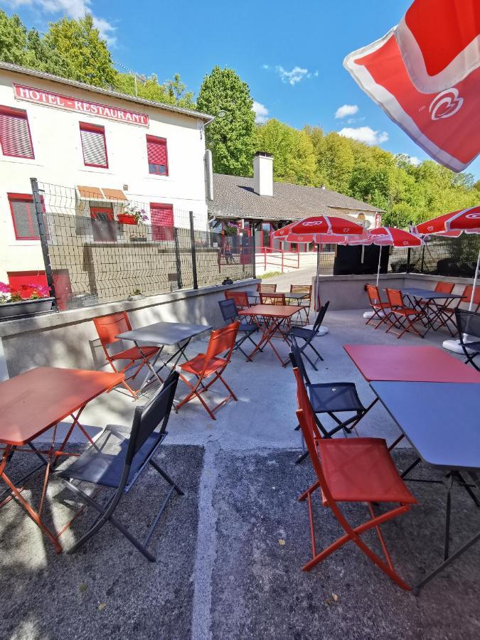 Hotel La Table Des Bons Peres Bislée Exterior foto